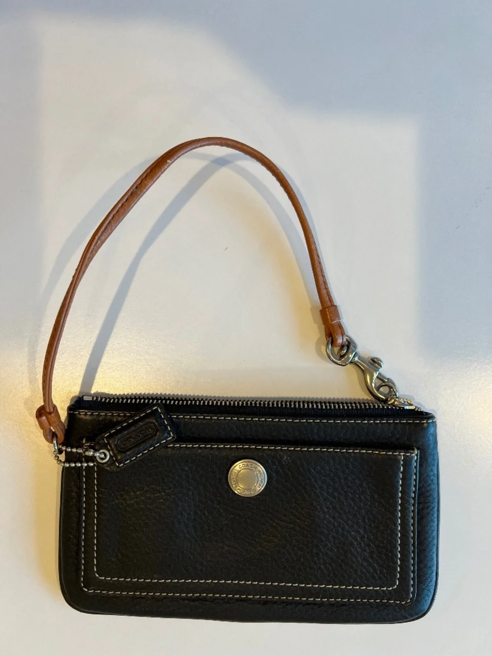 Vintage Coach Black Pebbled Leather Pocket Wristlet